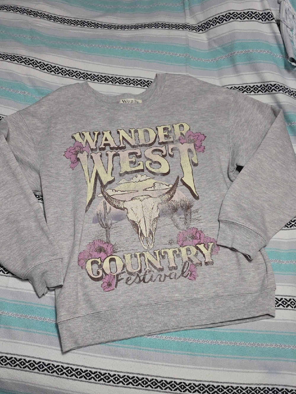 Wander West Country Festival Graphic Sweatshirt - Light Gray with Pink Accents